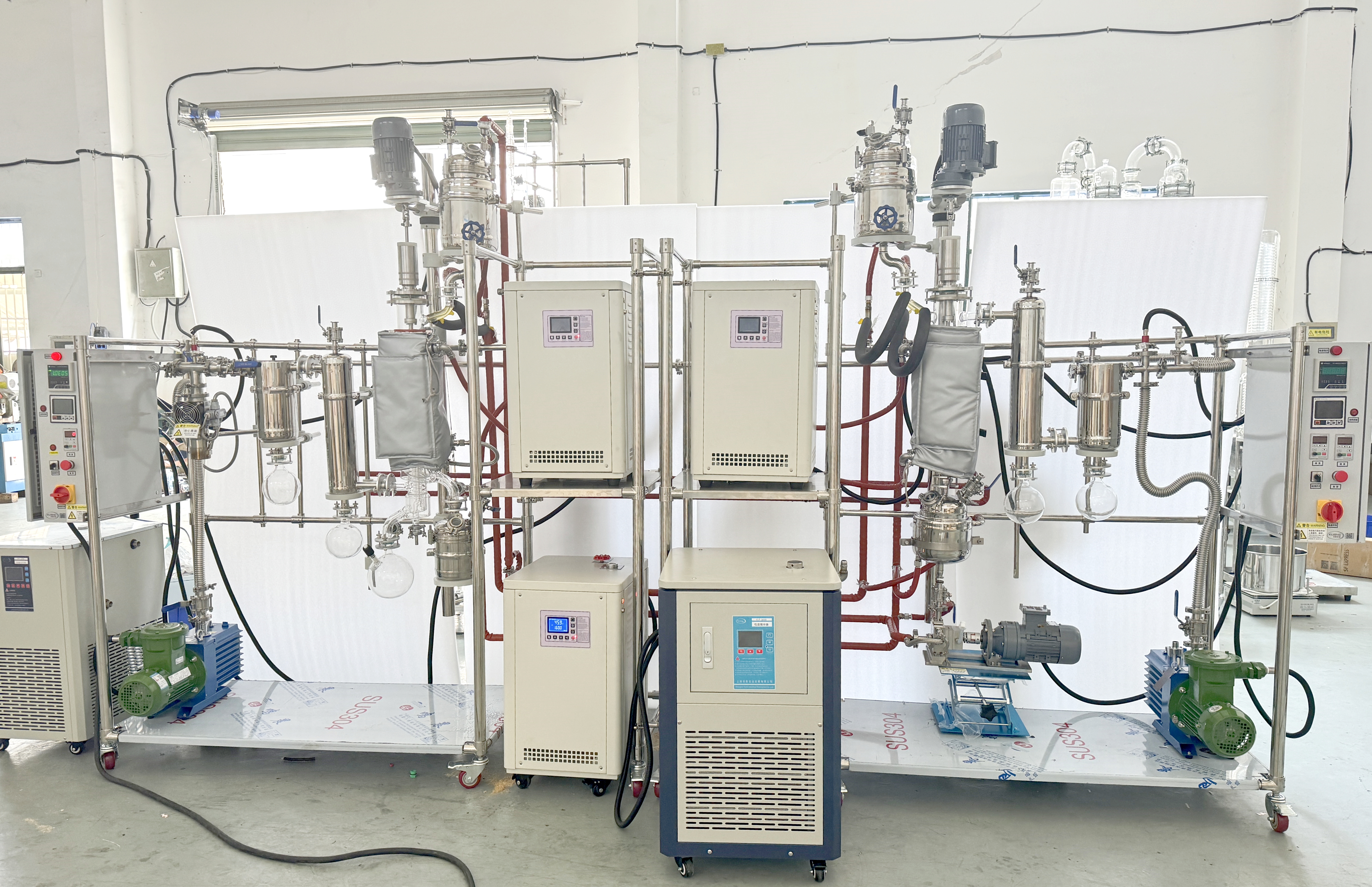 Sistema de destilación de película limpiada con vidrio (molecular) de doble/dos etapas (película delgada + recorrido corto)