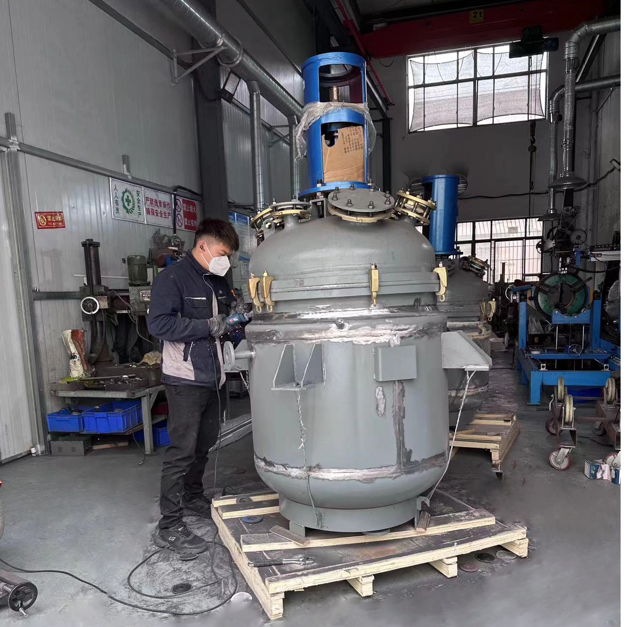 Pulido del reactor revestido de vidrio de 500L para uso en la recuperación de metales preciosos