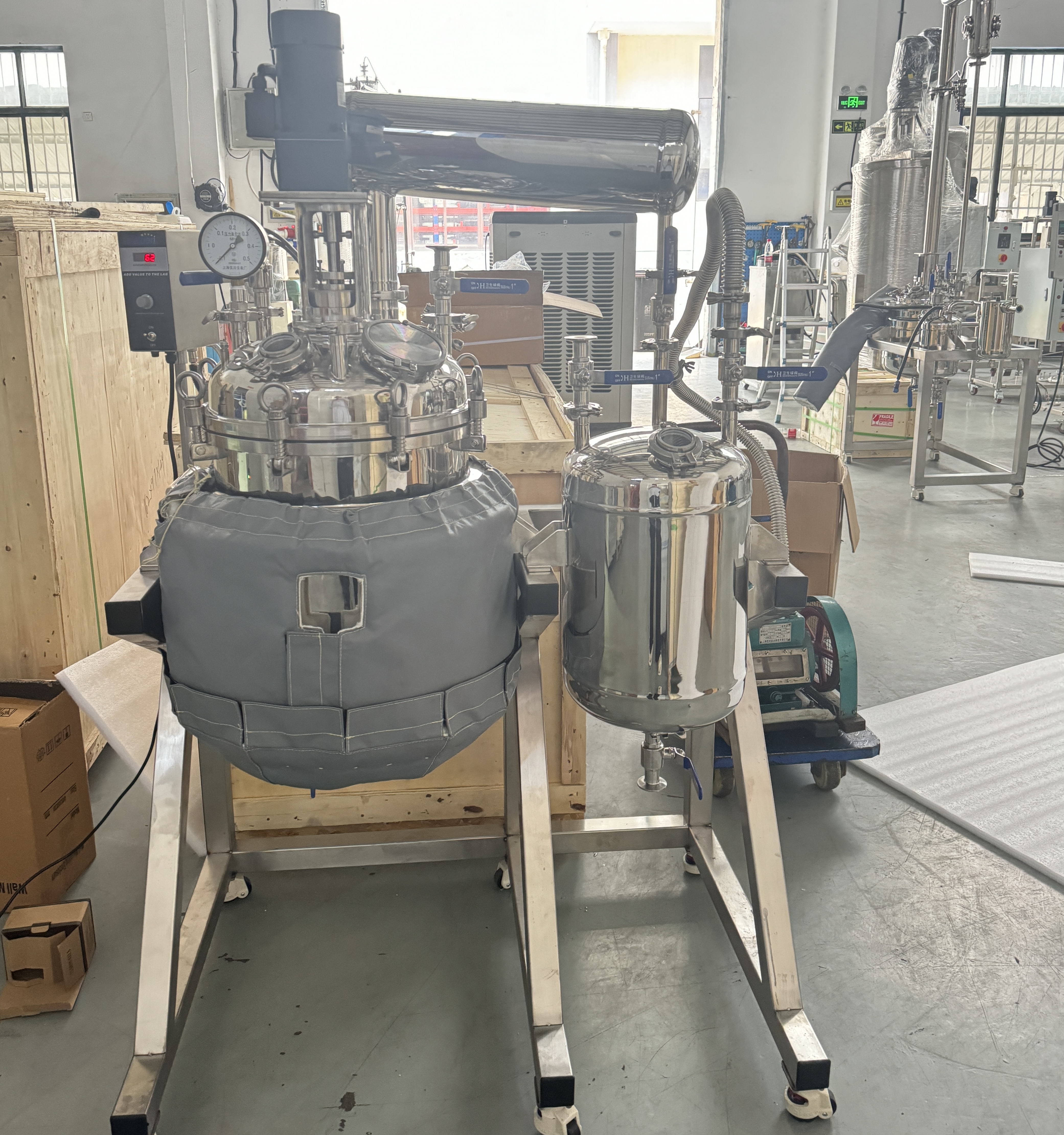 Reactor de acero inoxidable de 50 litros con chaqueta aislante