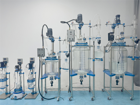 glass reactors.jpg