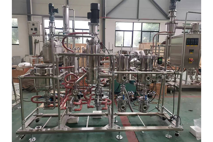 Otro juego de equipos de destilación molecular de película limpia de acero inoxidable de 7 pulgadas listo para enviar a Colombia