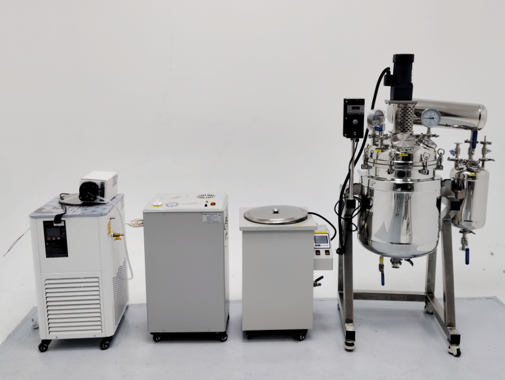 reactor de acero inoxidable.jpg